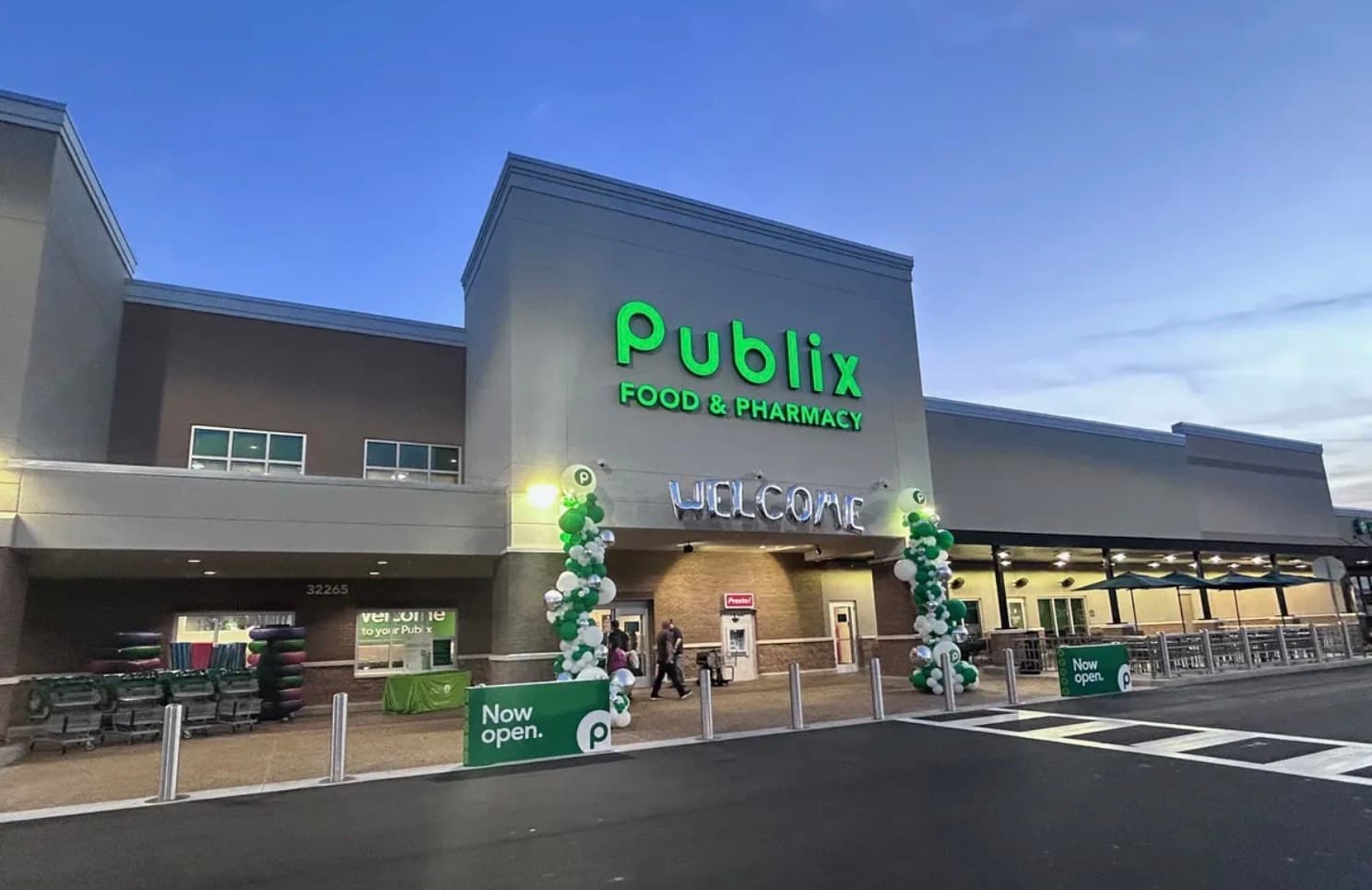 Publix , Orlando MSA, Florida
