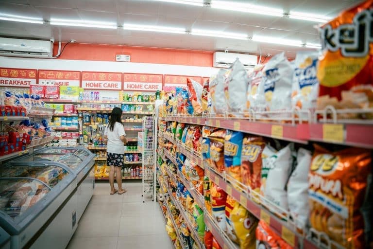 85% of Retail Investors Now Prefer Grocery-Anchored NNN Centers — Here’s What the Data Says About Where to Buy in 2026
