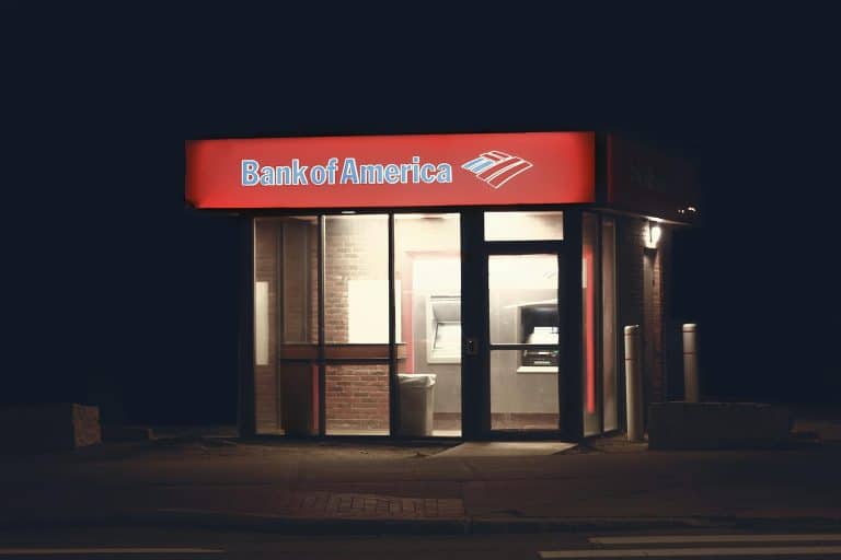 Big Banks Are Rebuilding Their Branch Networks — and Bank Branch NNN Properties Are the Direct Beneficiary