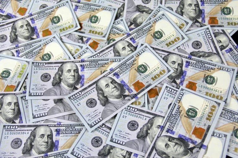 Borrowing to Buy NNN: A Plain-English Guide to Net Lease Financing and Interest Rates